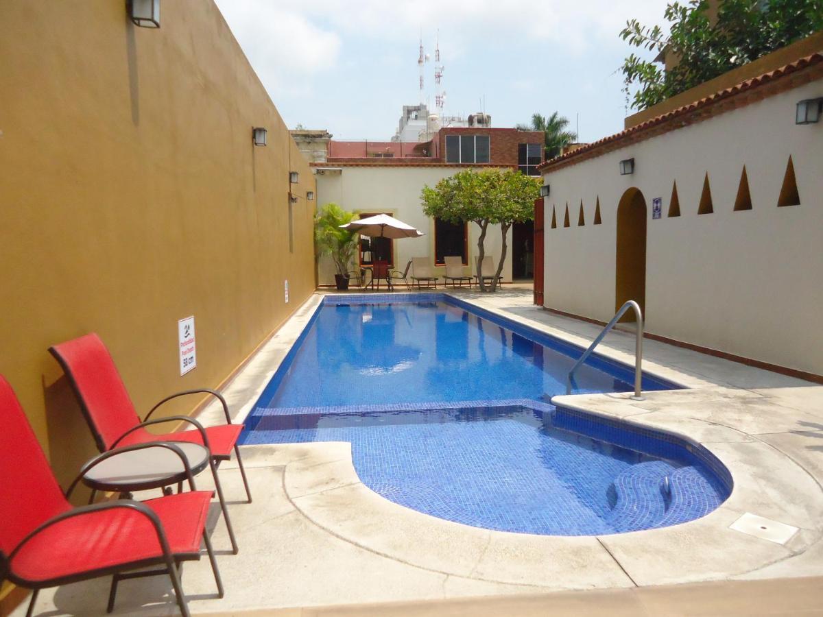 Hotel Concierge Plaza Colima Exterior photo