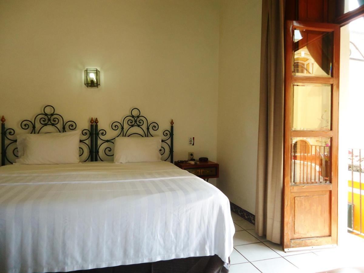 Hotel Concierge Plaza Colima Exterior photo